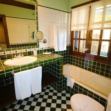 Rural El Mirador De Pirineos Hotel 4*