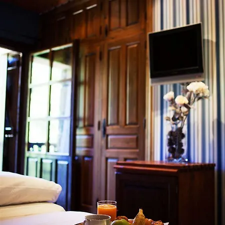 Hotell Rural El Mirador De Pirineos 4*