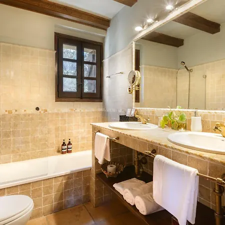 Hotell Rural El Mirador De Pirineos 4*