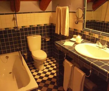 Hotel Rural El Mirador De Pirineos 4*