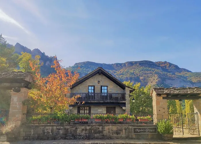 מלון Rural El Mirador De Pirineos Santa Cruz de la Serós