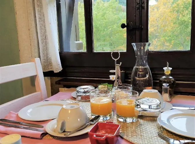 Rural El Mirador De Pirineos 4*