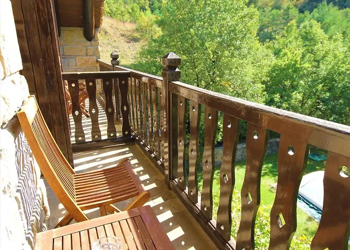 Hotel Rural El Mirador De Pirineos 4*