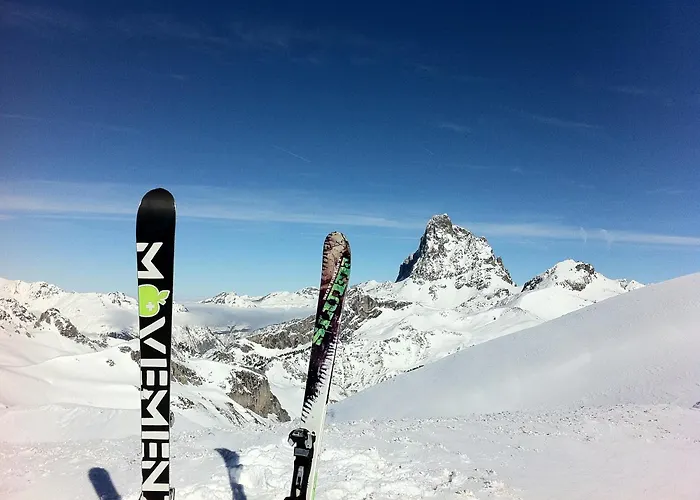 מלון Rural El Mirador De Pirineos 4*