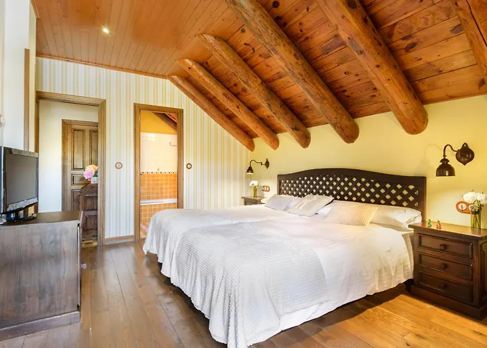 Rural El Mirador De Pirineos מלון Santa Cruz de la Serós