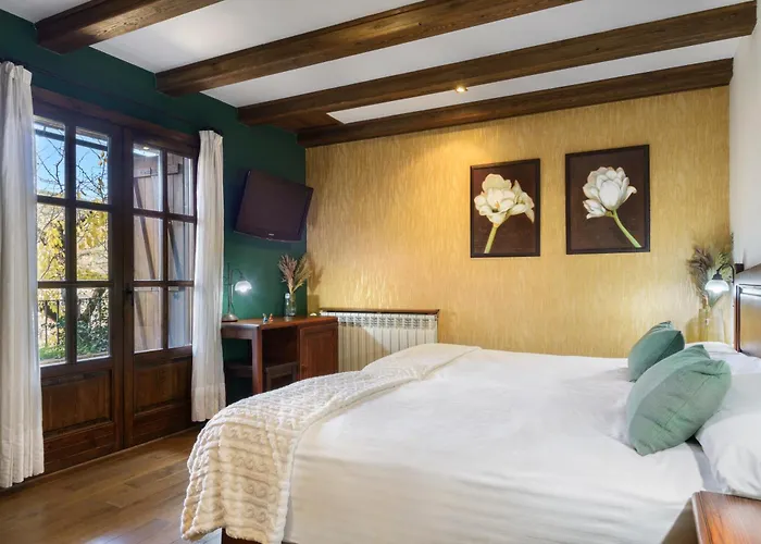 מלון Rural El Mirador De Pirineos Santa Cruz de la Serós