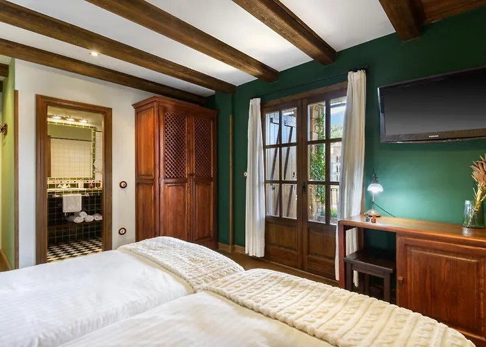 Rural El Mirador De Pirineos 4*