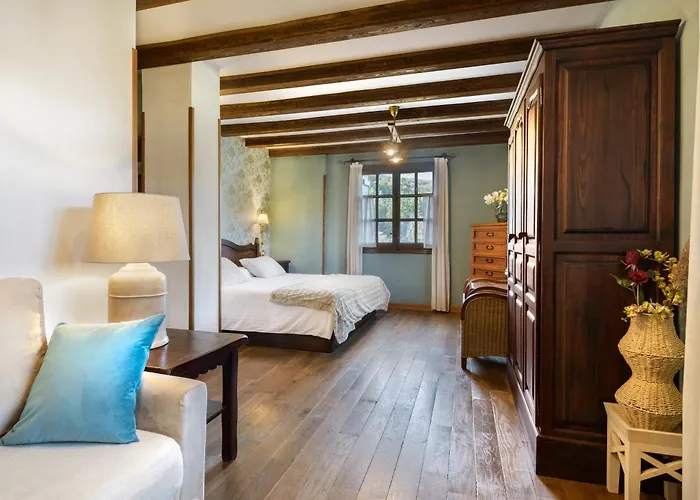 Rural El Mirador De Pirineos Hotel