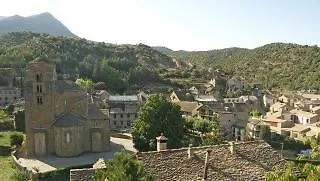 Rural El Mirador De Pirineos מלון